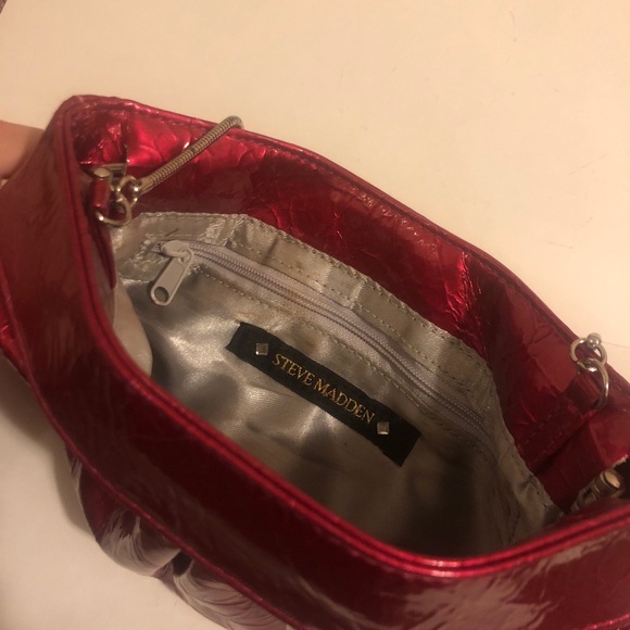 Red Steve Madden bag - Picture 2 of 2